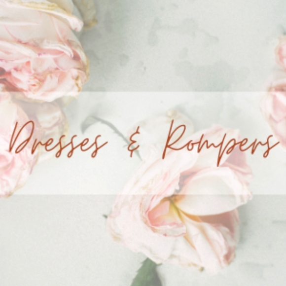 Dresses & Rompers - Picture 1 of 1